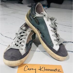 Golden Goose Superstars! Size 36 (woman 6) 
Camo